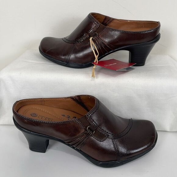 NWT Earth Spirit Classics Dark Brown Leather Mules Women’s 6 Emma Heeled - Picture 9 of 9